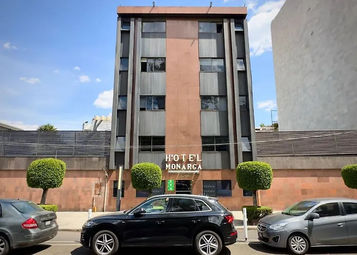 Hotel Monarca